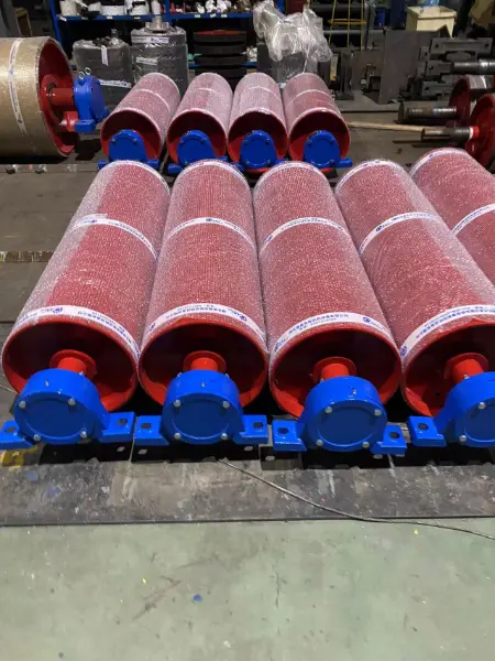 Conas na Rollóirí Conveyor Ceart a Roghnú?